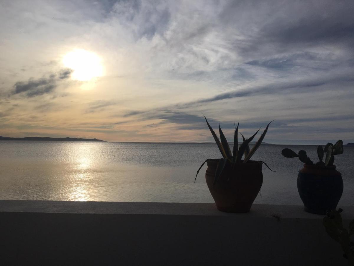 Hotel Lido Beach Hyères Екстериор снимка