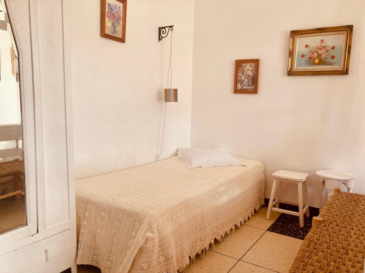 Hotel Lido Beach Hyères Екстериор снимка