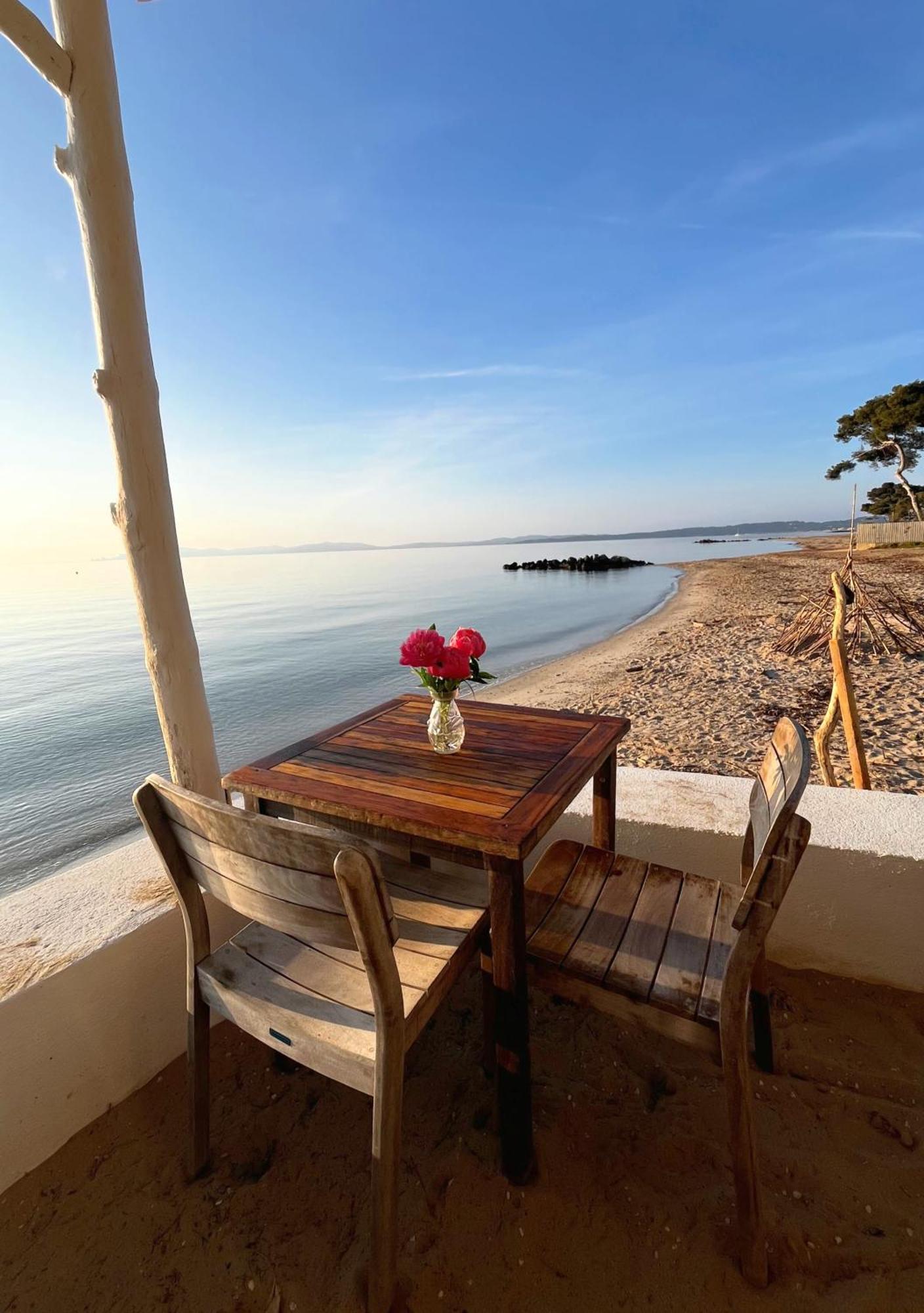 Hotel Lido Beach Hyères Екстериор снимка