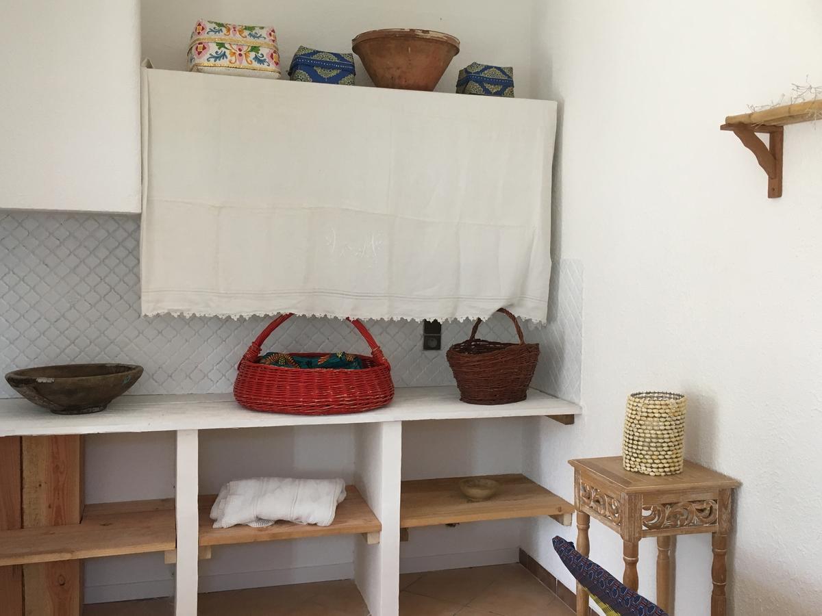 Hotel Lido Beach Hyères Екстериор снимка
