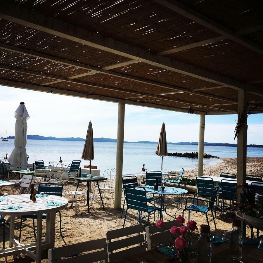 Hotel Lido Beach Hyères Екстериор снимка