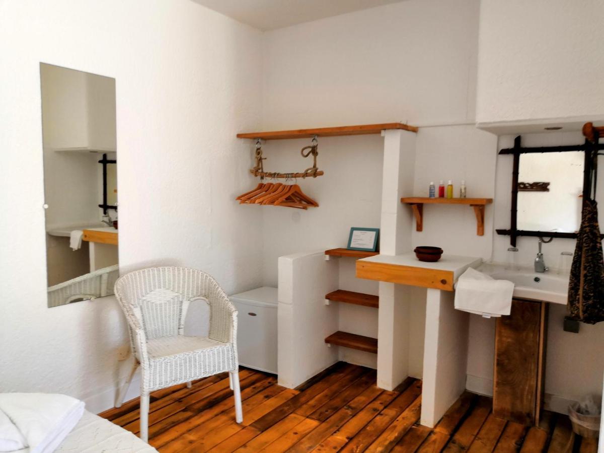 Hotel Lido Beach Hyères Екстериор снимка