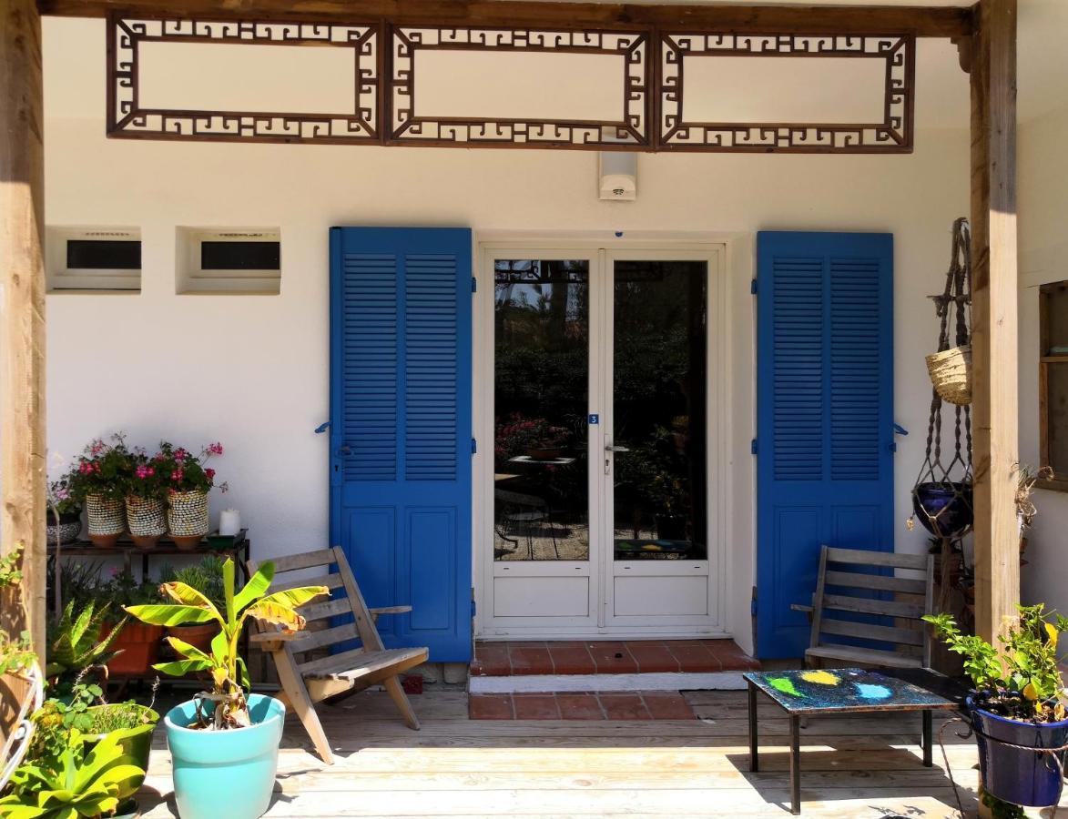 Hotel Lido Beach Hyères Екстериор снимка